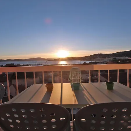 Appt T3 - 5 Pers - Vue - Climatisation By Interhome Apartment Sainte-Maxime